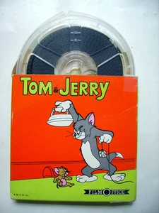 Film Super 8 noir et blanc - TOM & JERRY SE DECLARENT LA GUERRE - Picture 1 of 1