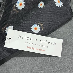 NUOVO Borsone Alice + Olivia By Stacey Bend Margherita Nero - Cinghia Rimovibile - Foto 1 di 7