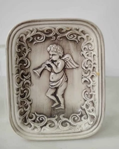 Victorian Themed Soap Dish Bathroom Beige Ceramic 3-D Cherb Blowing Horn VTG - Picture 1 of 14