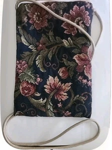 Janine King Floral Gobelin Umhängetasche rosa rot Blumen Handarbeit Boho - Bild 1 von 2