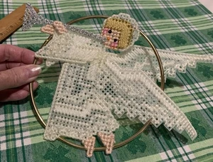 ❤️Vintage Handmade Plastic Canvas Christmas Ornament Dove Window/Wall Decor - Picture 1 of 14