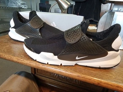 Tênis de treinamento Nike Sock Dart masculino tamanho 12 preto branco sem lacre - Imagem 1 de 4