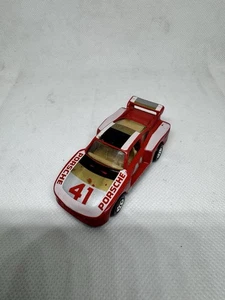 Matchbox Superfast #41/55 Racing Porsche 935 rosso ELF #41. Base Macao - Foto 1 di 11
