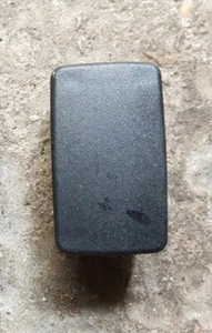 SEAT IBIZA MK2 6K 96-99 ARMATURENBRETT MITTELKONSOLE UNTERE FENSTERBLENDE SCHALTER  - Bild 1 von 2