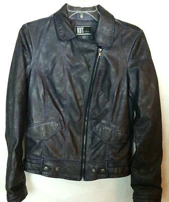 NUEVO CON ETIQUETAS Chaqueta Bomber Kut From The Kloth Mujer Pequeña Gris Cuero PU Forrada con Cremallera Foto 1 de 4