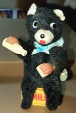 VINTAGE JAPAN TIN WIND UP TOY BEAR DRINKING MILK FARM MILK