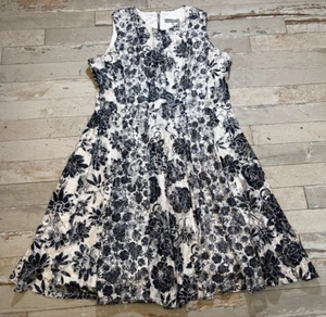 Danny & Nicole Dress 18 Sleeveless Floral Lace Overlay Fit & Flare Multicolor - Picture 1 of 12