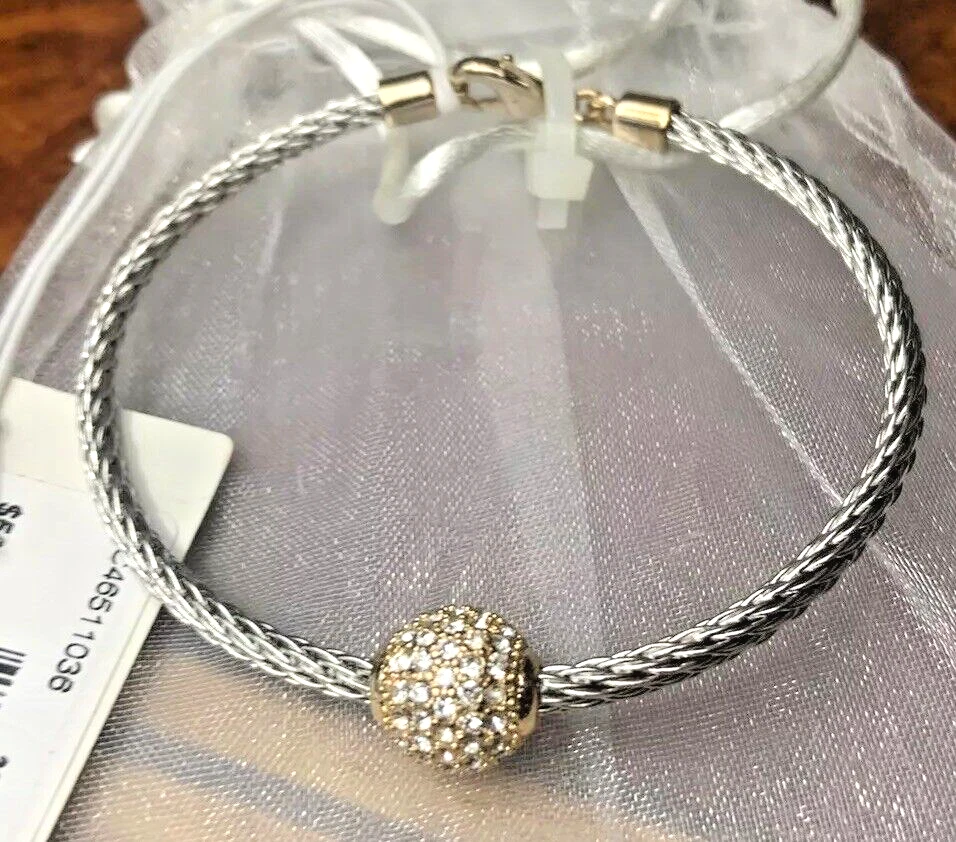NUEVO CON ETIQUETAS PRECIO DE VENTA SUGERIDO POR EL FABRICANTE $50 Brazalete de alambre de diamantes de imitación de acero inoxidable tono dorado plateado Kohl's Foto 1 de 4