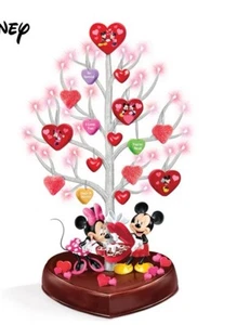 NEW! Mickey & Minnie “The Sweetest Time Of The Year” Illuminated Valentine Tree - Picture 1 of 4