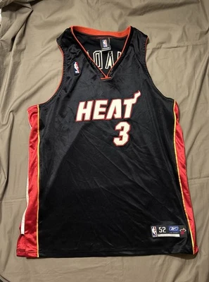 Miami Heat Dwyane Wade Jersey Reebok Men’s Size 52 NBA - Image 1 of 4