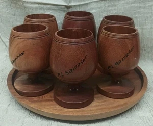 Juego de copas de vino torneadas de madera de mediados de siglo de colección 7 piezas hechas en El Salvador - Imagen 1 de 4