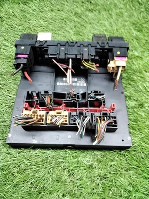 KIT CENTRALINA MOTORE ECU PER AUDI A3 Cabriolet Serie (8P7) 03G906021JH Diesel  - Immagine 1 di 4