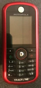 Teléfono celular Motorola C261 rojo (Tracfone) envío rápido muy buenas piezas usadas - Imagen 1 de 2