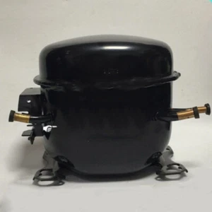 Compresor de refrigeración AE7435EK negro para Kulthorn - Imagen 1 de 1