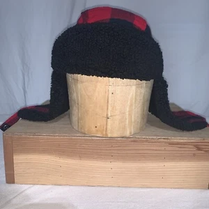 Tommy Bahama youth l-xl red/black plaid trapper hat. $30.OBO  - Picture 1 of 7