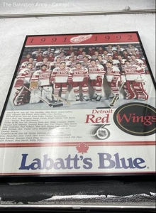 1991/92 Labatt Blue Detroit Red Wings Team Steve Yzerman Hockey-NHL Poster - Picture 1 of 6
