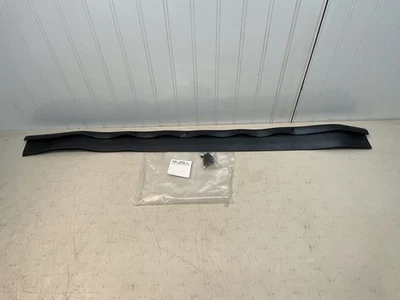 NOVO 1960-1963 FORD GALAXIE STARLINER FORRO SOLAR RADIADOR SUPORTE PARA VEDAÇÃO DO CAPÔ - Imagem 1 de 4