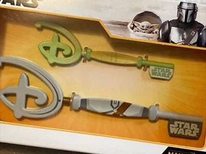 New in Box Disney Park Star Wars Day May the 4th Be With You Collectible Key Set - Bild 1 von 3