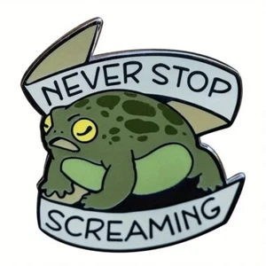 Never Stop Screaming Enamel Pin - Adorable Toad Frog Noisy Loud Mating Call Cute - Picture 1 of 5