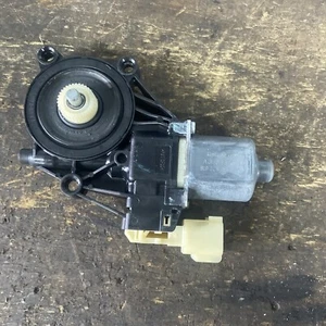 Ford Fiesta MK7 2013 - 2017 NS Beifahrer Fensterhebermotor 0130822618 8A61-14A389-B - Bild 1 von 3