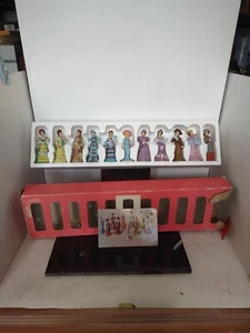Vintage 1977 Mini Avon Lady Set (still in Original Package) Rare Collectable. - Picture 1 of 20