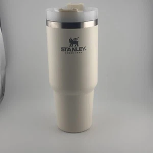 Stanley Quencher H2.0 FlowState Tumbler Cream 30oz No Straw - Picture 1 of 7