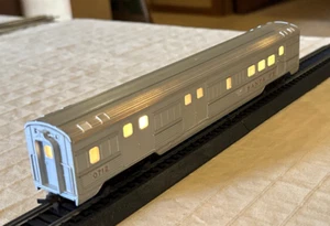 HO by Lionel No. 0712 Illuminated Santa Fe Baggage Car - Tested, Works - Picture 1 of 14