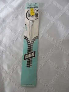 VINTAGE Conmar #400 No Snag 12" White Metal Dress or Neck Zipper USA NOS - Picture 1 of 2