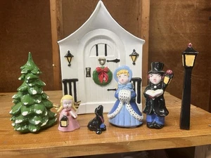 Vintage 70’s Ceramic Christmas Village Carolers Hand Painted Holland Mold - Picture 1 of 1