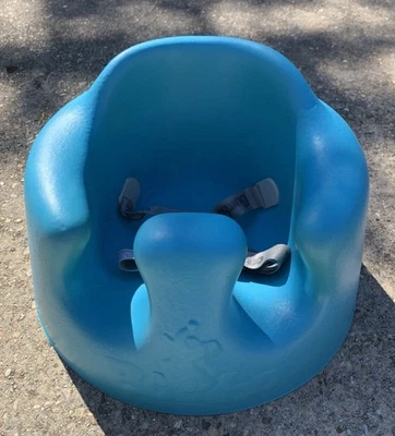 Asiento de piso de espuma suave para bebé Bumbo con arnés ajustable de 3 puntos aguamarina/azul Foto 1 de 4