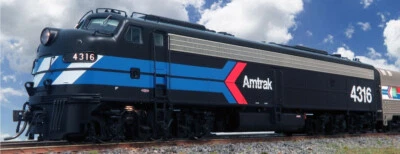 Rapido Trains 028599 HO EMD E8A DCC & Sound Amtrak Early Black Day One #4316 - Image 1 of 4