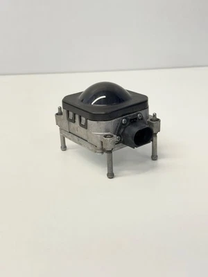 Mercedes-Benz B W246 W242 2011 Distronic radar sensor A2469013602 EST1586 - Image 1 of 4