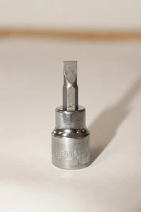 Husky 3/8 in. Drive 6 mm Slotted Bit Socket - Picture 1 of 3
