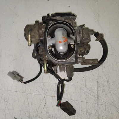 Camioneta pickup Nissan Pathfinder D21 1986-1989 V6 3,0 L carrocería de acelerador duro con C 8P Foto 1 de 4