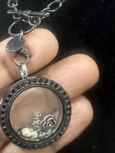 Origami Owl Cameo Pendant Necklace Black Enamel Trim Rhinestones Rose Love Theme - Picture 1 of 10