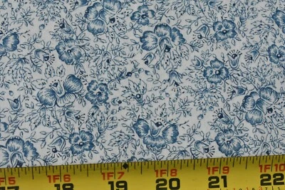 Por 1/2 yarda, vintage, azul calicó en crema edredón de algodón, tela, Ozark, P9564 Foto 1 de 4