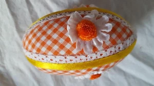 3,75 Zoll Vintage verziertes orangefarbenes Gingham Karo Plüsch Osterei verzierte Dekoration - Bild 1 von 4