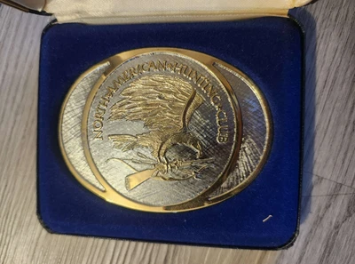 Club de Caza Norteamericano Alas de Oro Hebilla de Cinturón Occidental Para Hombre Oro 24k Foto 1 de 4