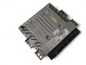 OP51 RENAULT Engine Control Unit ECU 237101480R 237100755R - Picture 1 of 5