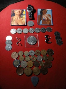 old coin lot《38~₩orld▪︎Coins》《20's ,30's ,40's ,50's》《hist.qtrs》《SILVER DOLLAR》 - Picture 1 of 24