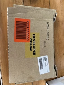 Genuine Xerox 675K38940 Yellow Developer - Afbeelding 1 van 1