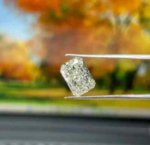3.46 Ct RADIANT Cut 8x10 mm F Color VS1 Clarity Certified Lab Grown CVD Diamond - Picture 1 of 4