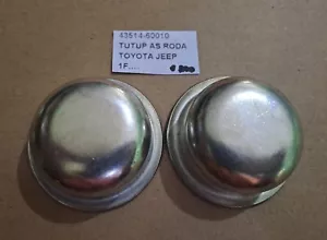 EARLY TOYOTA LAND CRUISER FJ40 FJ45 BJ40 FRONT HUB GREASE CAP FLANGE COVER SET - Picture 1 of 3