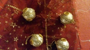 4 Christbaumkugeln wunderschön ausgefallen alt - Bild 1 von 4