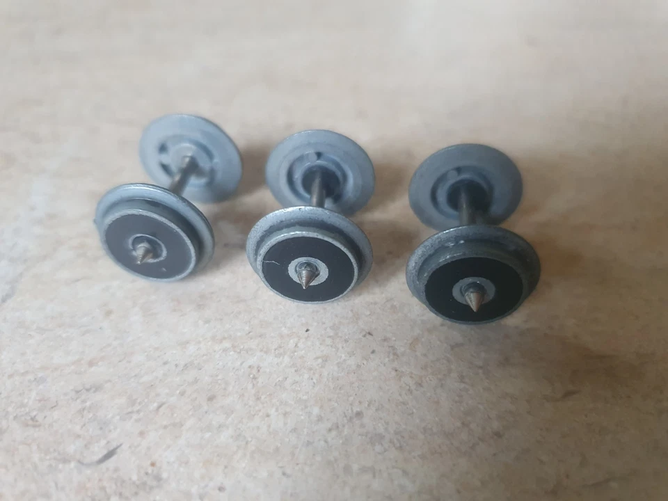 JOUEF HO: 3 essieux métalliques isolés d 11,6 - Photo 1/1