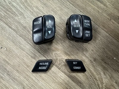 Botões de volante Chevrolet Impala 2000-2005 controles de cruzeiro/controle de rádio - Imagem 1 de 4