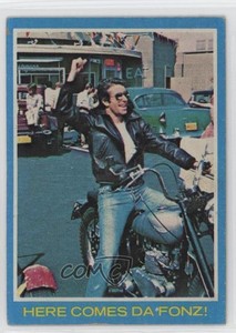1976 Topps Happy Days Here comes Da Fonz! #20 0f9x