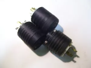 NEW LOT 3PCS PASS & SEYMOUR L520P 20A 125V 3W TWIST LOCK PLUG P2777 - Picture 1 of 4
