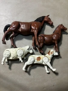 Vintage plastic articulating farm toy animal figures from Hong Kong - Picture 1 of 7