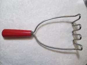 Vintage 1950’s Red Bakelite Stainless Steel Potato Masher Made In USA - Picture 1 of 7